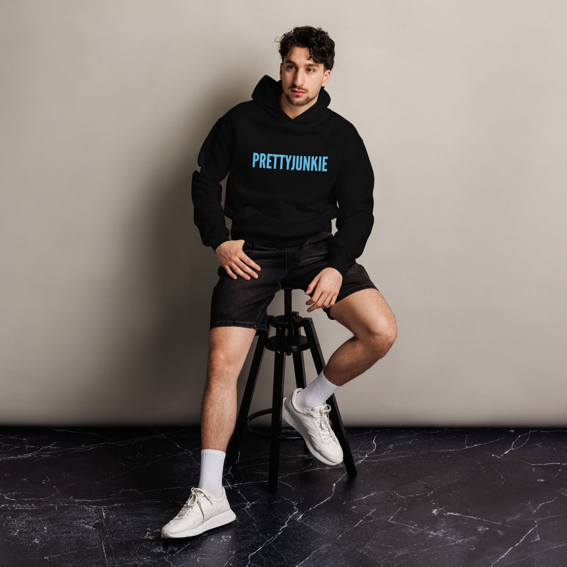 Oversized Essential Hoodie Pretty Junkie Apparel