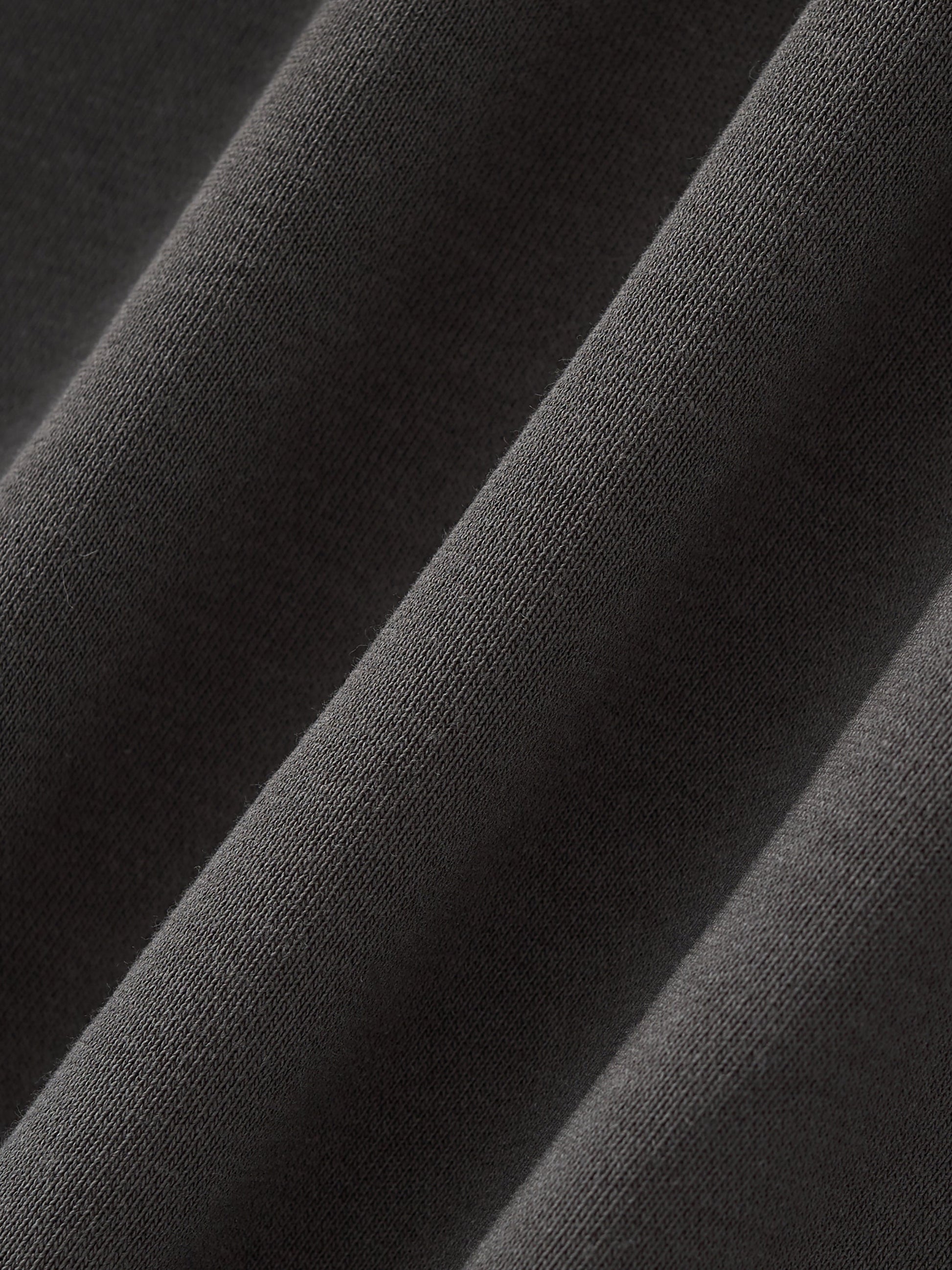 PrettyJunkie rJS Half-Sleeve Raw-Edge T-Shirt ODMPOD